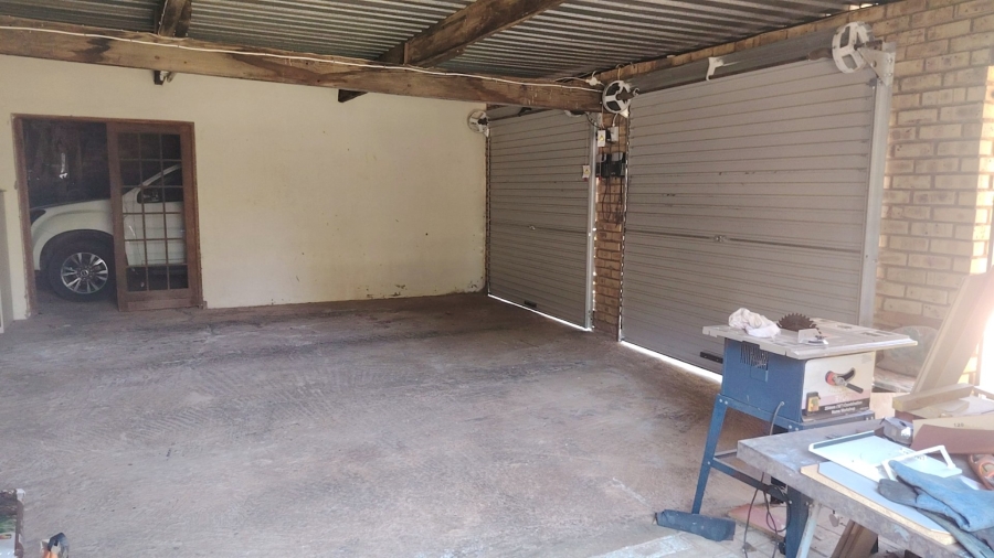 4 Bedroom Property for Sale in Wilkoppies North West